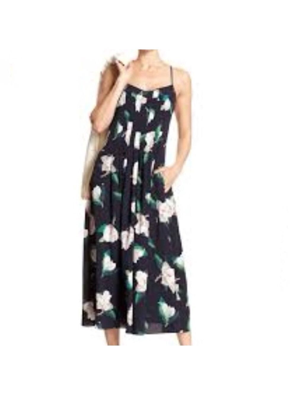 BANANA REPUBLIC FACTORY PRINT STRAPPY MIDI DRESS
True Navy Magnolia Print
Size 0